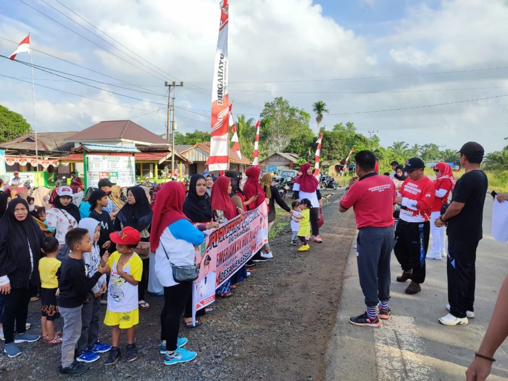 Keseruan Perayaan Hut Ke Ri Di Desa Mekarsari Ada Lomba Jalan